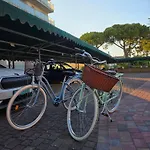Quattro Olive- Via Della Meridiana 68 شقة